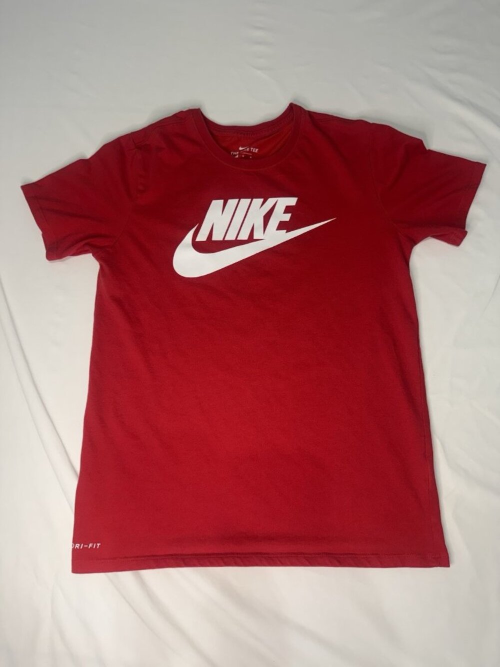 Nike Dri Fit Tee Men’s MEDIUM Red White Short Sleeve Shirt M